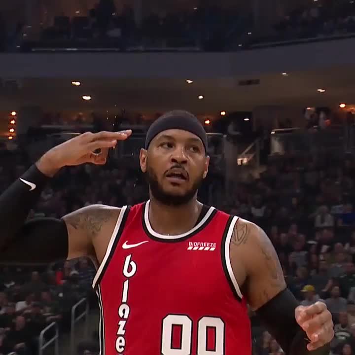 Three to the dome. Missed seeing this from Melo ππ½ (via @NBAonTNT)
