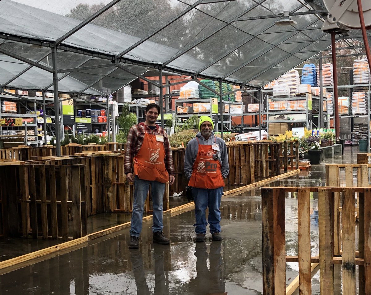 Robin (@robin14380608) on Twitter photo These two here get high praise from me- out in the rain building tree corrals!! Thank you isn’t enough Tommy and Kevin <a href="/Brad_Peebles/">BP</a> <a href="/HDTimRamirez/">Tim Ramirez</a> <a href="/CHICANGEORGE/">chicangeorge</a> #ChristmasinPowder These two here get high praise from me- out in the rain building tree corrals!! Thank you isn’t enough Tommy and Kevin <a href="/Brad_Peebles/">BP</a> <a href="/HDTimRamirez/">Tim Ramirez</a> <a href="/CHICANGEORGE/">chicangeorge</a> #ChristmasinPowder
