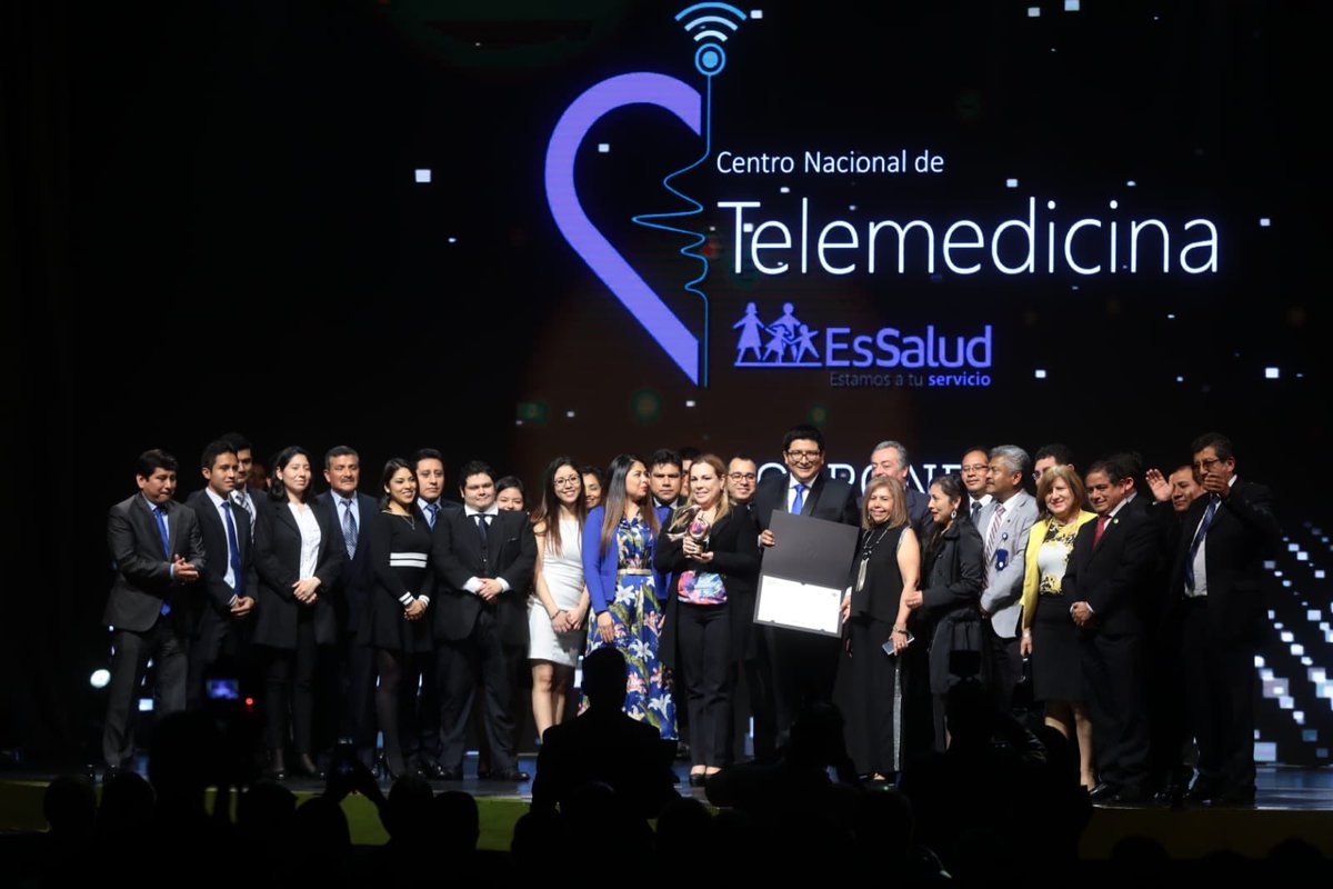 FioreMolinelli's tweet photo. #Ganamos #CreatividadEmpresarial 2019 que organiza @UPCedu en la categoría “Compromiso con la Sociedad”Un agradecimiento a nuestro equipo de @EsSaludPeru por hacer esto posible y a través de estas buenas prácticas acercar los servicios al ciudadano para una atención más oportuna. https://t.co/kIn8mYpBeE