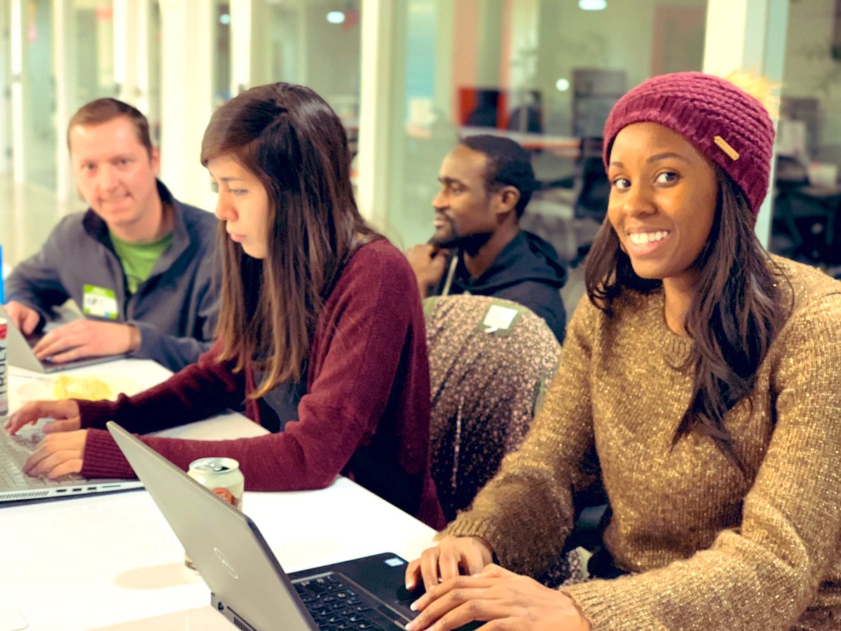 namedotcom's tweet image. The Holiday #HackTheDot @galvanize is underway. Teams currently vying for the sweet .COM swag from @VERISIGN. #hackathon