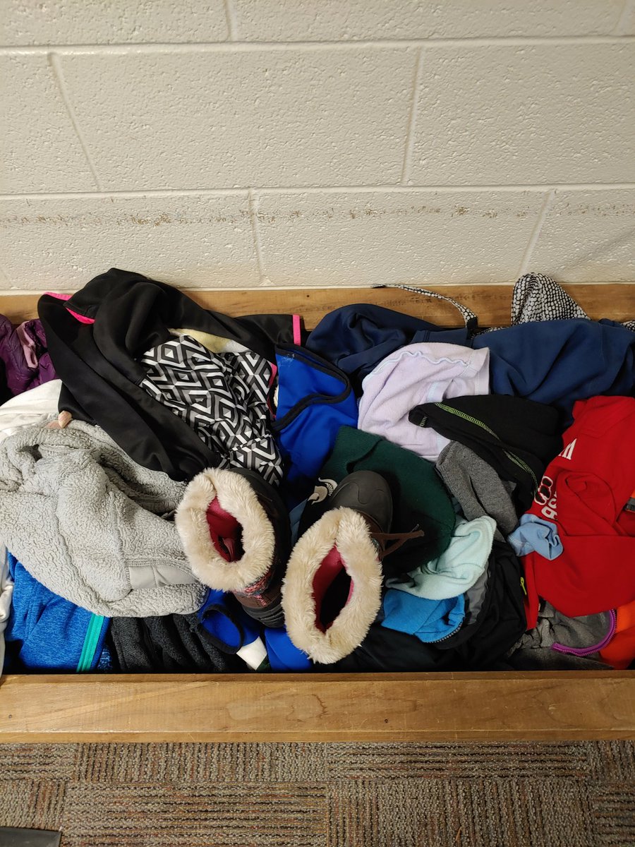 LES Wolfpack tweet media