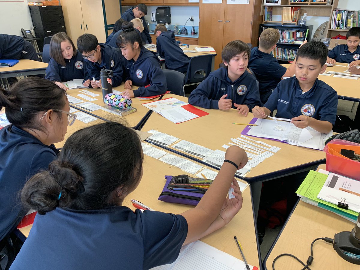 MsStrieks_STEAM's tweet photo. 6th grade science group work on scientific explanations CERs #scientistsinthemaking #claim #evidence #reasoning #StanfordSCALE #fsusd @psa_eagles https://t.co/dIRCGVJEcq