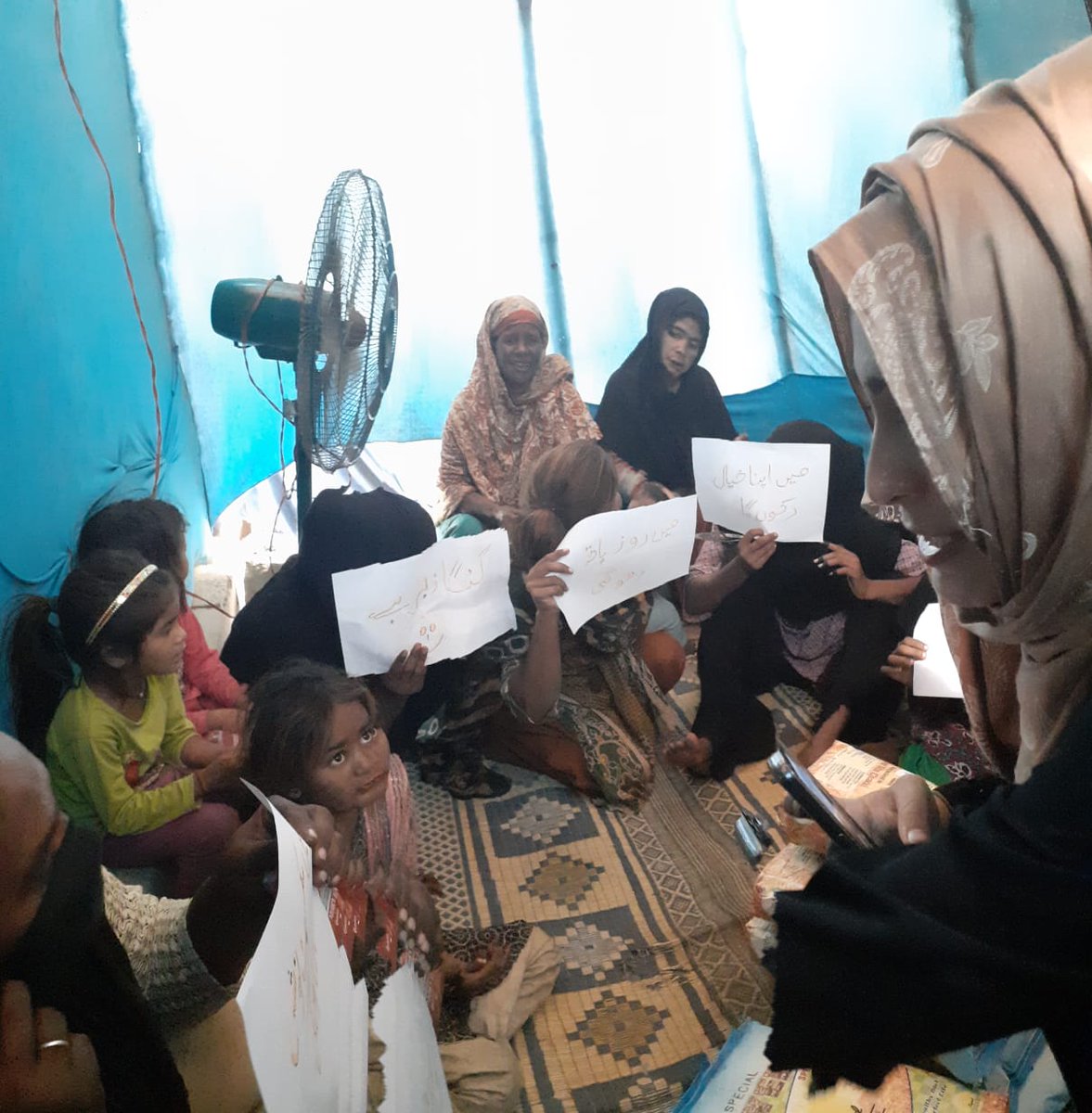 abbasihuma123's tweet photo. Successfully conducted session in slum area at university road about hygiene and health care which was a part of youth innovation challenge 2k19 ✌️
A great initiative by #save_a_life 
#peacediffusion
Sponsored by @UNDP_Pakistan @SindhGovt1 @KamyabJawanPK https://t.co/WVEALX5Obn