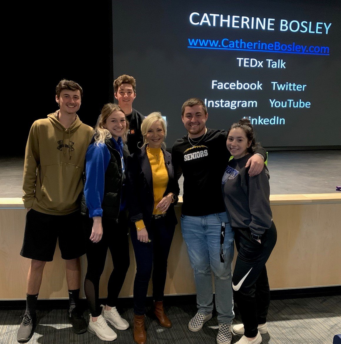 CBosleyTV's tweet photo. Oh my goodness, a great time speaking to the students of @chcomets ! More than 600 #strong, #Smart, #caring, #compassionate, #engaged "rock stars" in one session! Shoot for the stars with your #dreams! Thank you for having me! @Coventry_Comets #foreverandforalltosee #students https://t.co/7sCTPMQa9j