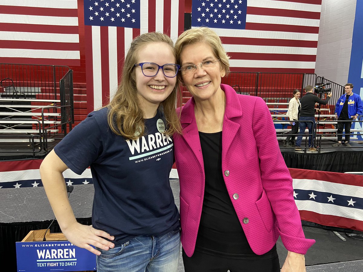 EmoryforWarren's tweet photo. Emory students loved meeting our next President @ewarren at her packed speech with @AyannaPressley! It’s time to close the racial wealth gap and invest in HBCUs, like our wonderful host @CAU https://t.co/KhwjnXRdRB