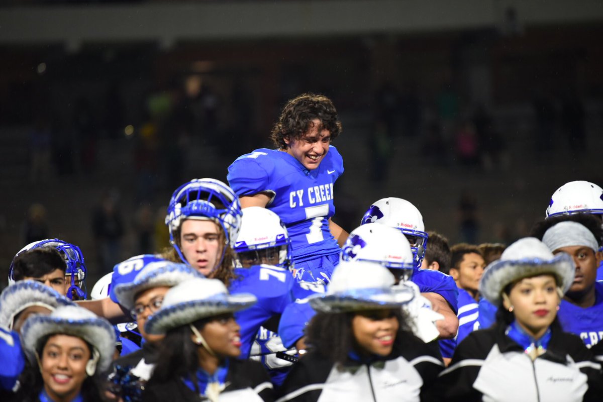 CFISDAbbie's tweet photo. CY CREEK WINS! The Cougars defeat Mayde Creek 35-14 to become area champs! Onto the third round! #AhhCC #CFISDSpirit #txhsfb https://t.co/BsZaYqE6SI