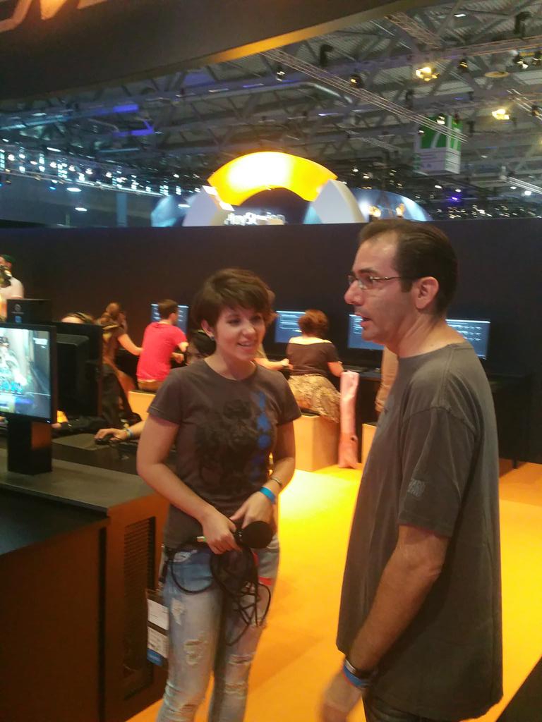 Just going through some super old pictures on my phone and found this gem with <a href="/Soembie/">Soe Gschwind</a> and some guy. #overwatch