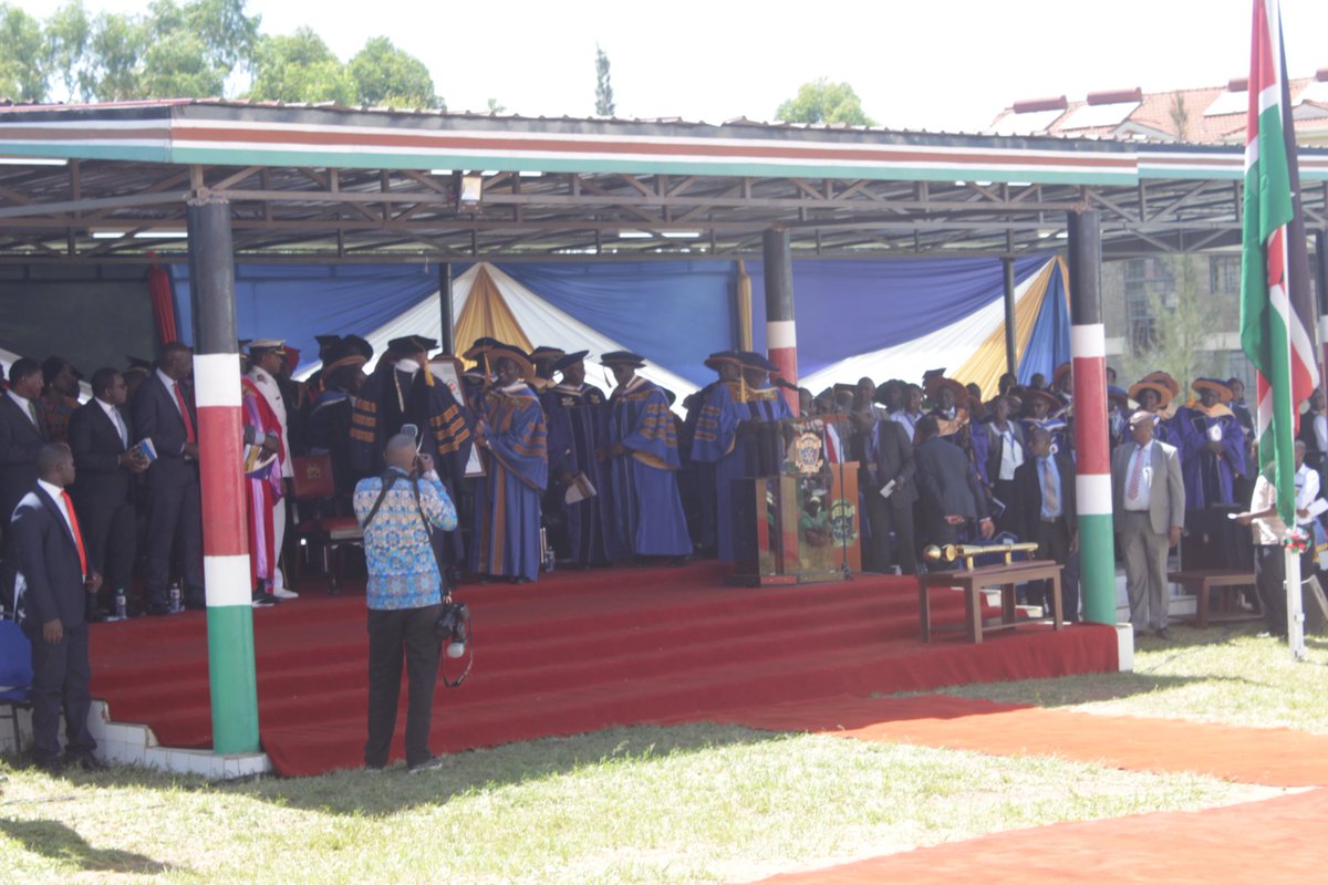 The vice chancellor and his members
#KibuGraduation2019 #KibabiiUni4thGraduation @ntvkenya @NTVbreakingnews @dailynation @MJMash @KeterSteves @DerrickIngara @1tommuema @KiprutoNorah