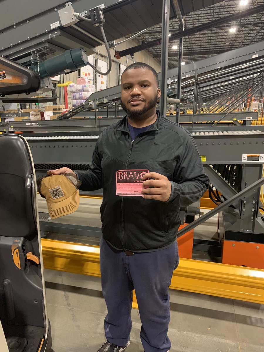 david_abernath1's tweet photo. Shout out to Jerica &amp; Jamarcus for leading our stretches and cheer &amp; for great performance!  Appreciate you guys!  #MAP #AssociatesFirst #VOAEveryDay @JH5086 @PrestonCombell1 https://t.co/EPm5oOvEoP