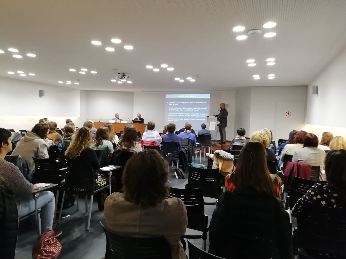 Inaguració IV Jornada d’ Actualització del Grup de Treball de Cures Agudes Cardiològiques de la Societat Catalana de Cardiologia. Magnífic programa i molts professionals. Felicitats als coordinadors del grup: Dr. Cosme Garcia i Dr. José Carlos Sánchez Salado. ➕Formació , ➕ SCC