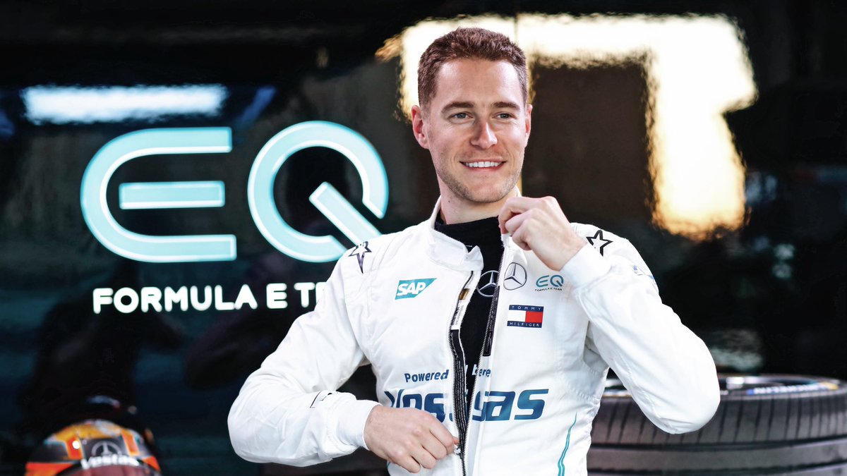 P2 in our first qualifying of the season!! Great job by the whole team @MercedesEQFE and <a href="/nyckdevries/">Nyck de Vries</a> too. Now to make the most of it 💪
#DiriyahEPrix #ABBFormulaE #MercedesEQ #drivenbyEQ