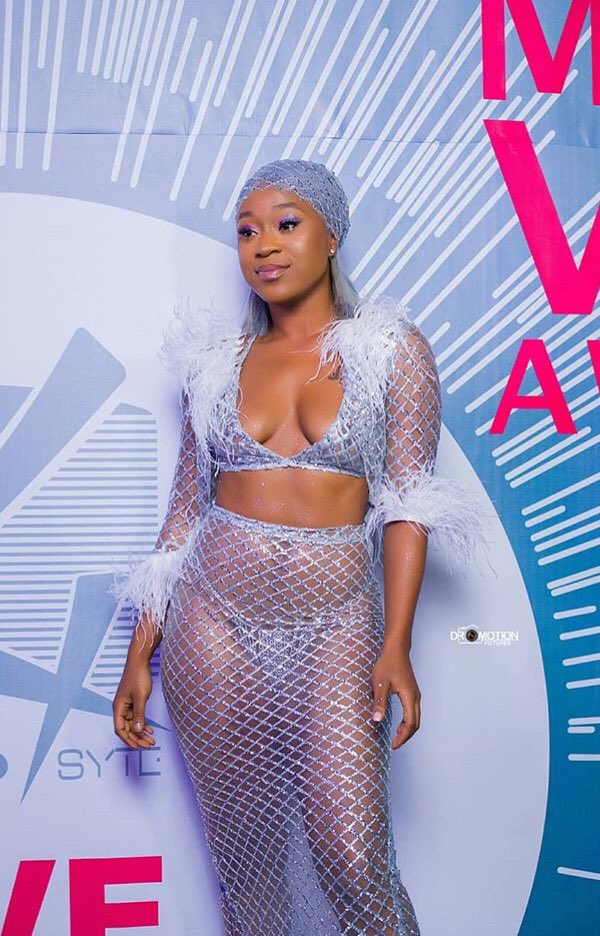 official4SYTETV's tweet photo. Hot!
@efiaodo1 killed the Red Carpet ππ© #MVAs19 https://t.co/94jdrFumfB