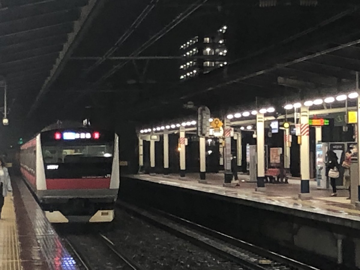 まーちゃん 趣味系アカ 趣味活動休止中 舞浜からは16y海浜幕張行きで1駅先の新浦安へ 東京よりから Y 551 F51の分割編成だった 5号車のモハe233 5021に乗車した M2101trbyの運用記録jr京葉線編 M2101trbyの乗車記録in関東旅行19 T Co