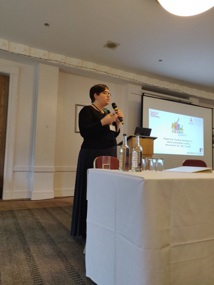 Now @DrPJClarke talking about providing personalised reading intervention. #DecodingSpLD