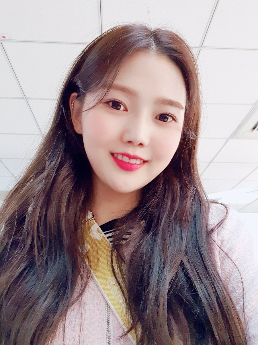WM_OHMYGIRL's tweet photo. [#캔디가왓어효] 미라클♡♡♡ 오늘하루도 캔디생각하며 행복한 하루 보내세용!!! 화이티이이이잉♡ 나도 오늘 하루종일 미라클 생각해야지이잉 >< https://t.co/38BNDSHrSD