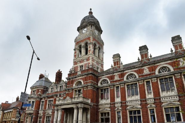 buff.ly/2KEmyok 'Eastbourne ship worker said there was ‘no escaping’ asbestos' #AsAw20 #asbestos