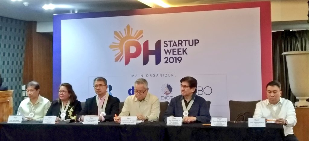 manilabulletin's tweet photo. @BernadetteMagki The Implementing Rules & Regulations (IRR) of RA11337, known as the Innovative Startup Act is signed by lead agencies DOST, DTI, & DICT. #PHSW19 | via @bobreyes https://t.co/qTxRymhcwh