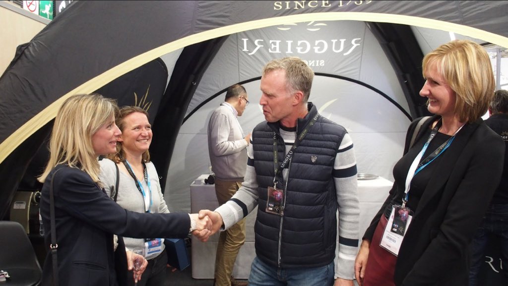 EVENT  #280Ans #Ruggieri : nous fêtions  mercredi soir via #RUGGIERI_Fireworks sur le <a href="/salondesmaires/">Salon des Maires et des Collectivités</a> 280 ans d’Histoire ! Fiers d’être l’une des plus anciennes PME Françaises. L’occasion pour nous de saluer&amp; remercier clients partenaires, distributeurs &amp; de décerner des Awards