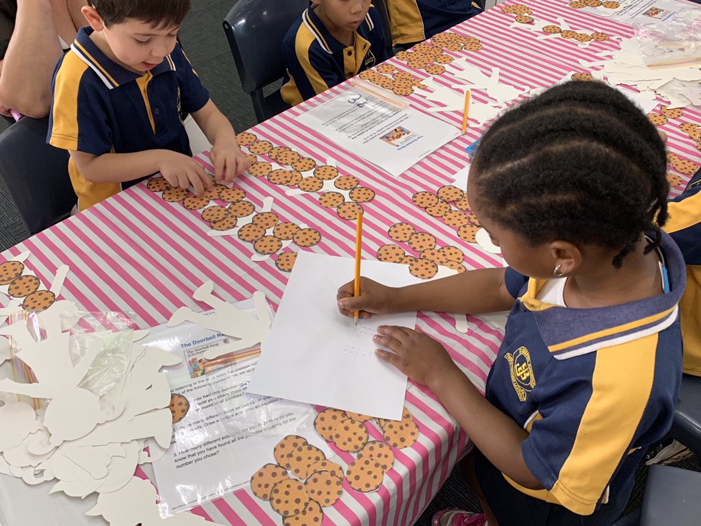 NadineMeredith's tweet image. What an awesome day of Mathematical thinking at SJK's Maths Mayhem day today! We even got to count and sing with Count von Count @stjosephskwood @NumeracyNow @CatholicEdParra