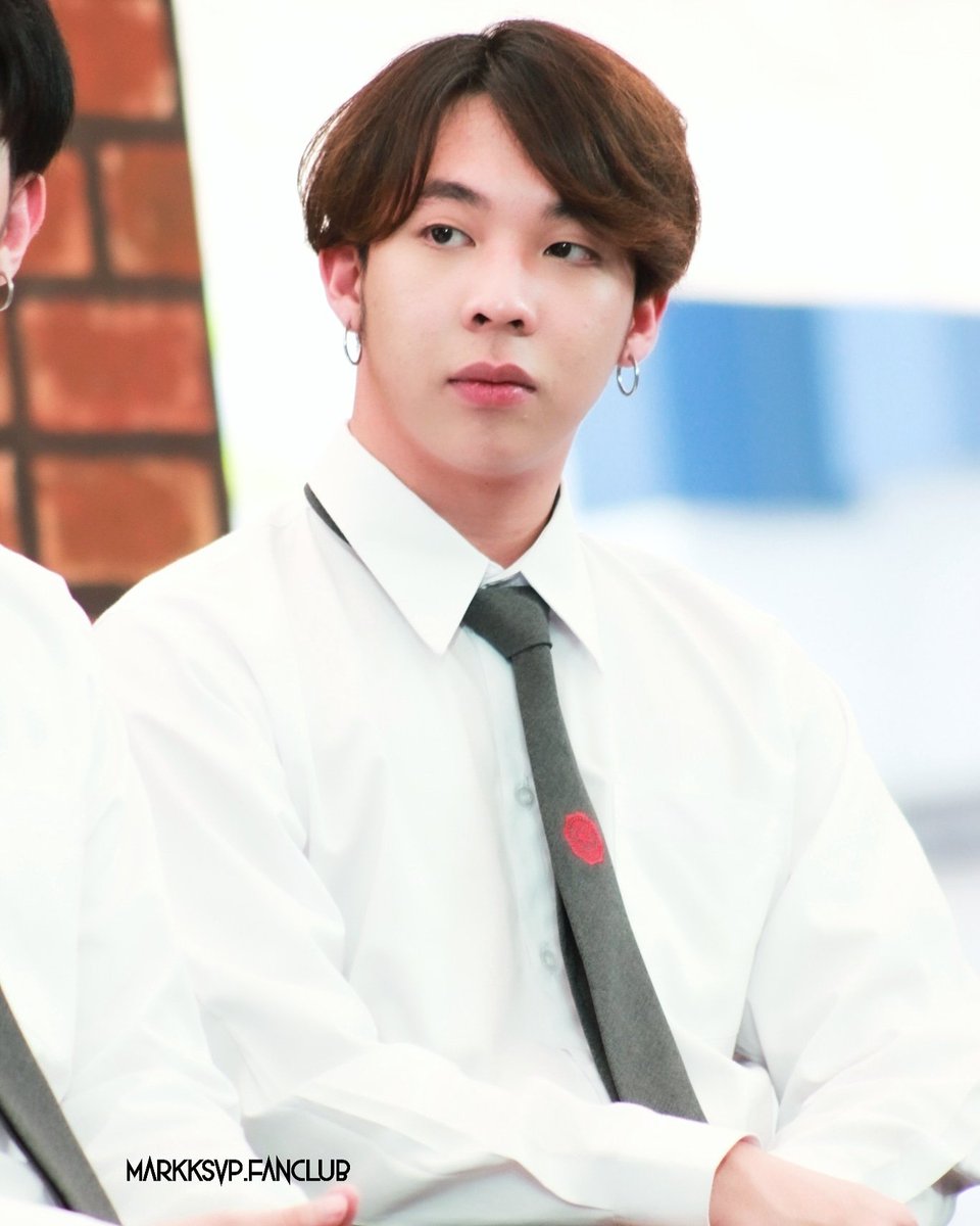Marksvpfanclub's tweet photo. 22.11.2019 งาน Swu open house
.
.
#ทีมมศว 
#SWUOPH2019 
#swucuteboy 
#ชาวCupid🏹🖤 #มาร์คยืนหนึ่ง
#รักสุด  #markssvp
#markksvp #markkksvp 
#พี่ปีติ์ #ศิวปีติ์ #มาร์ค 
#FOOLSTEP
#คนของFOOLS 
#FOOLS #FOOLSTEPBAND
#markksvpfanclub

@markkksvp https://t.co/BJTVjqA4gx