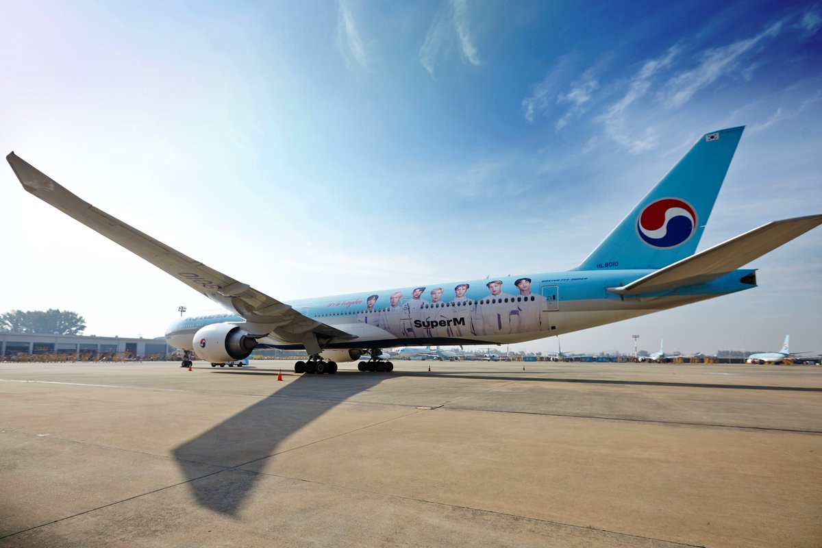 'Let's Go Everywhere' with SuperM!👨‍✈️✈

Korean Air X SuperM ‘Let’s Go Everywhere’ MV 
🎬youtu.be/vJ9KdUA2rgA

#KoreanAir @KoreanAir #SuperM @superm #WeAreTheFuture #SuperMTheFuture #LetsGoEverywhere