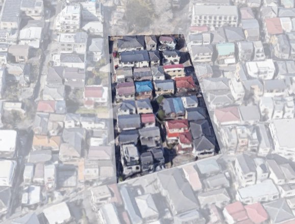 Small-lot detached houses and townhouses remain popular elsewhere in the world though. All these homes in Tokyo fit in half an acre. In California suburbs, a half acre might only have 1-4 houses. 7/