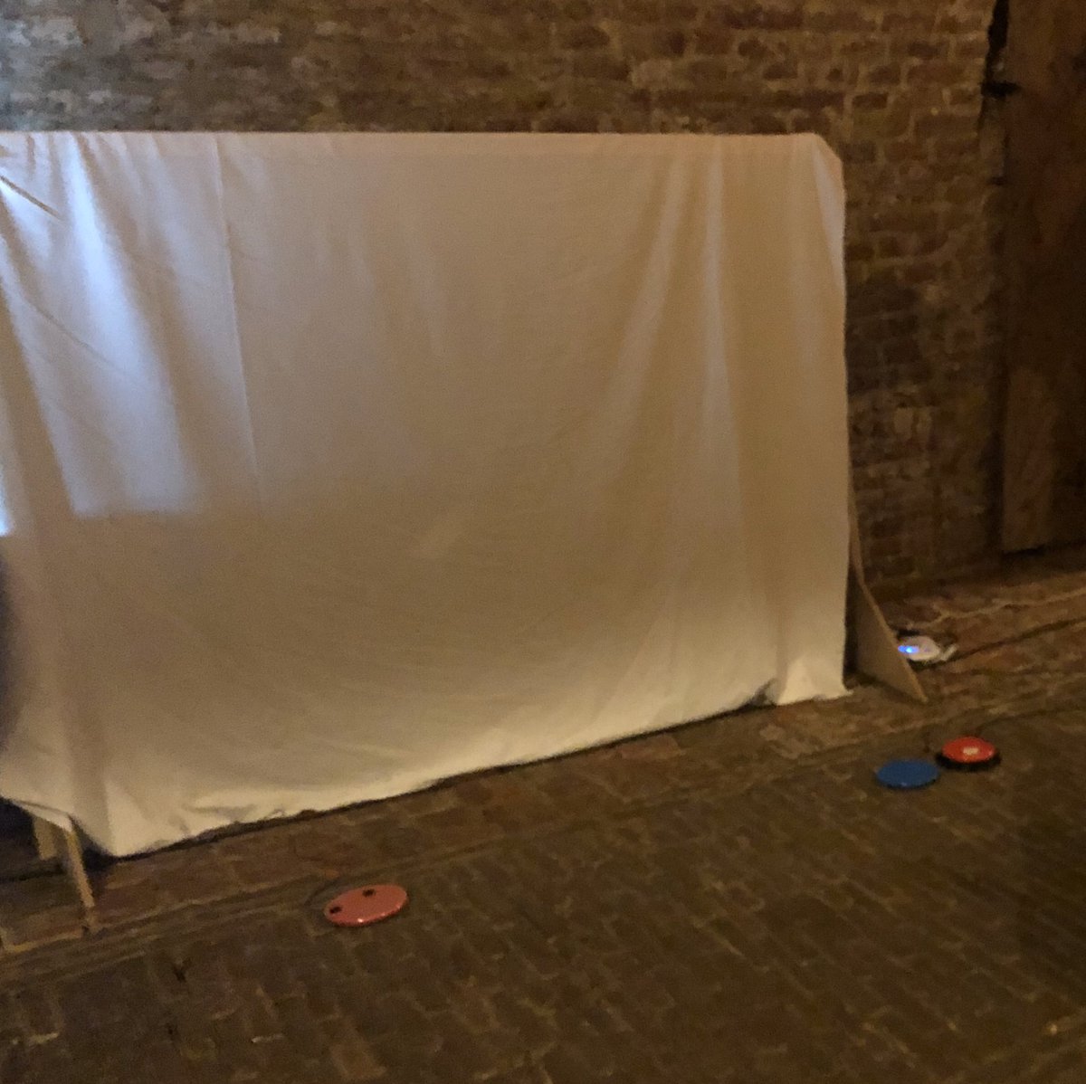 Dennis Arnold (@dennisarnold3) on Twitter photo Nieuwsgierig kom volgende week vrijdag naar het belevingscircuit op <a href="/HetCongres/">Hét Congres 2020</a> in <a href="/GSICT/">Gewoon Speciaal ICT</a> Lab en ervaar de mogelijkheden van interactief ontwikkelingsmateriaal voor leerlingen. #EMB #DIY #maken #doen #ervaren en #beleven Nieuwsgierig kom volgende week vrijdag naar het belevingscircuit op <a href="/HetCongres/">Hét Congres 2020</a> in <a href="/GSICT/">Gewoon Speciaal ICT</a> Lab en ervaar de mogelijkheden van interactief ontwikkelingsmateriaal voor leerlingen. #EMB #DIY #maken #doen #ervaren en #beleven