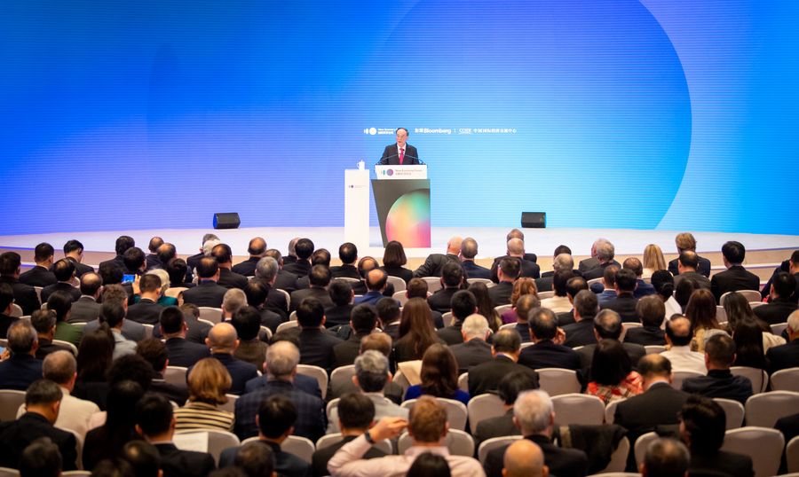 Why is China a rising innovator? For global tech heavyweights attending the New Economy Forum in Beijing, China, entrepreneurship and technology are hot topics http://xhne.ws/YpY2y