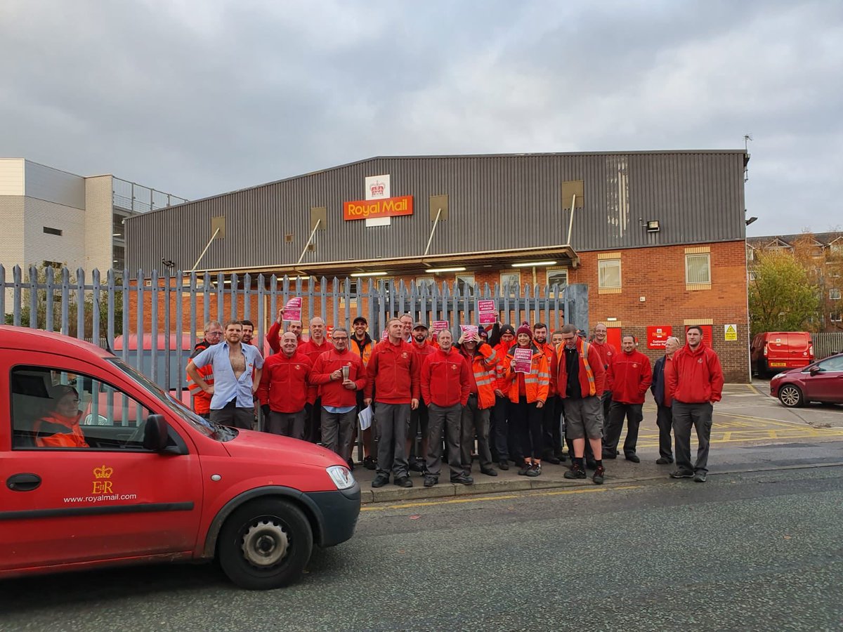 Sale Do still rising this morning and will continue to do so until Rico and the board opens meaningful negotiations with their union <a href="/CWUnews/">CWU</a> <a href="/NWNWDIVISION/">CWU NORTH WALES/NORTH WEST DIVISION</a> <a href="/NWCWU/">Carl Webb - #joinaunion</a>