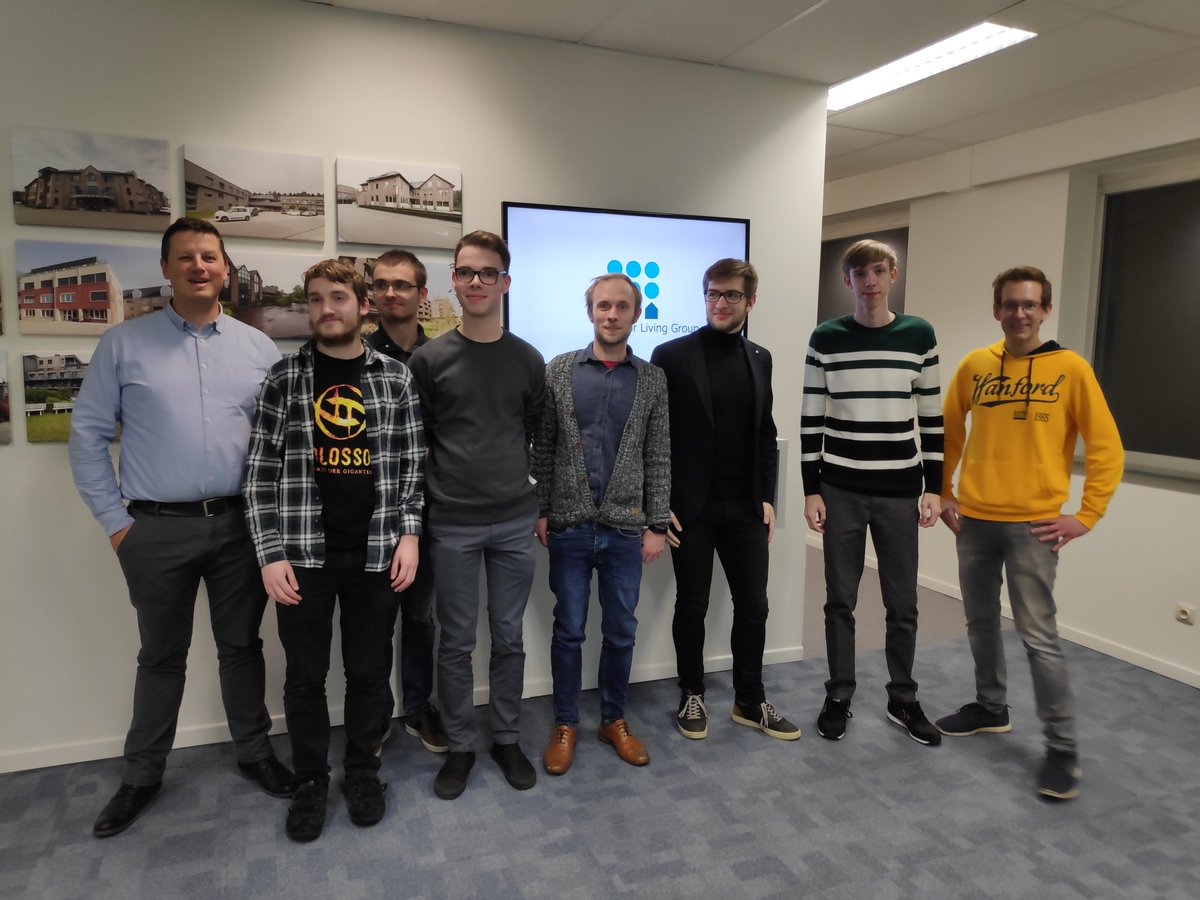 KVorsters's tweet photo. Bedrijfsbezoek Senior Living Group (Tech &amp; Health). Hoe technologie er voor zorgt om meer dan 12500 bewoners met de beste zorgen te omringen. #ThomasMore #ITFactory https://t.co/Hq6yFk7Gwj