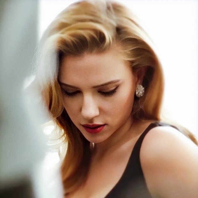 HAPPY BIRTHDAY Scarlett Johansson 