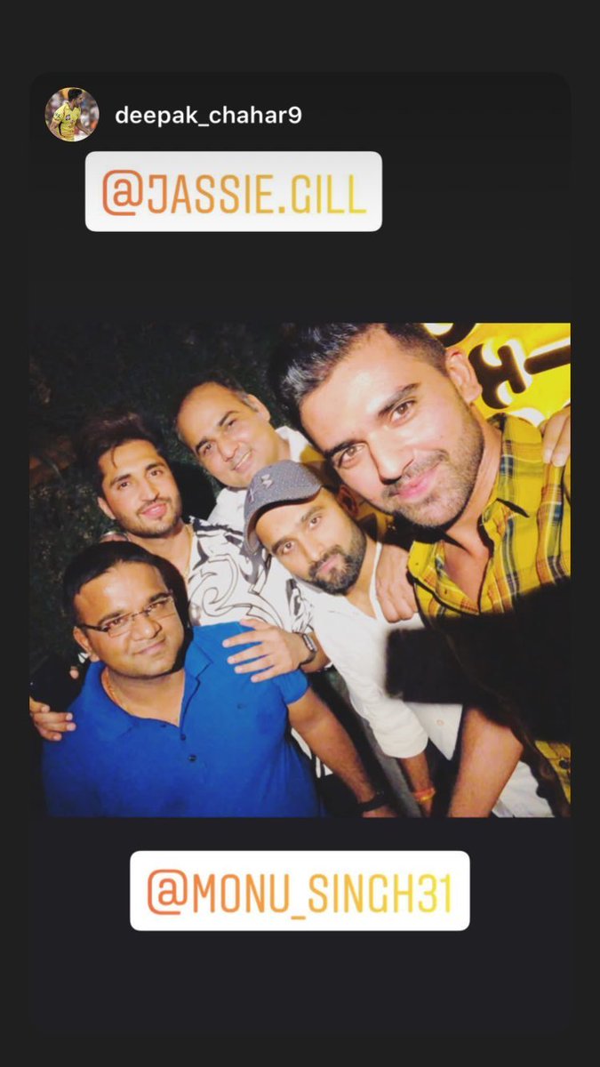 itsmeminaxi's tweet photo. Friends forever ❤️❤️
#jassiegill #diltonblacck #highendyaariyaan #diltonblack #iifa2019 #laden #jassigill #roojaskaurgill #tseries #guitarsikhda #nakhre #niklecurrant #diltutda #bapuzimidar #sargi #dildariyaan #truetalk #ferohihoyea #punjabi #punjabisingers
@jassiegill https://t.co/Vx5pajSZEu