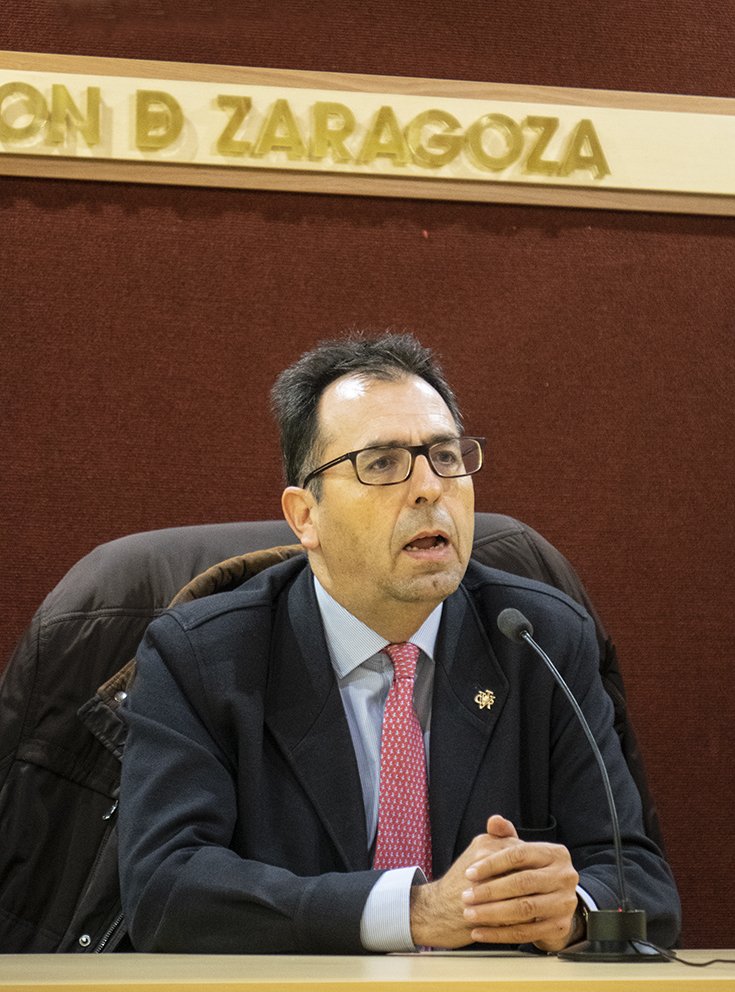 Interesantísima charla de Domingo Delgado de la Cámara, presentada por Carmelo Moya, sobre Joselito 'El Gallo'.

🗣️ Domingo explicó la importancia de uno de los toreros más influyentes de la historia.

#TorosZaragoza2019 #Zaragoza #Conferencia #AgendaCultural