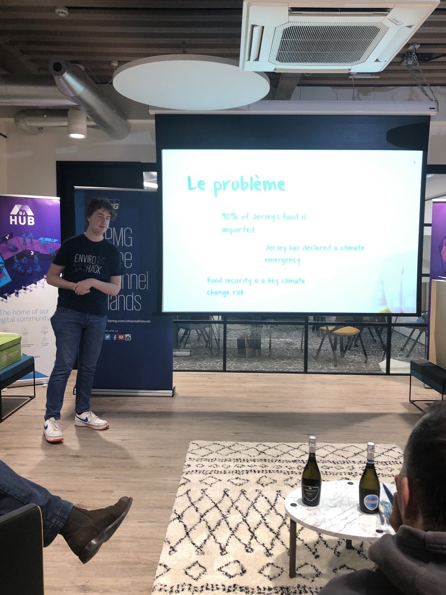 DigitalJersey's tweet photo. Pitch Seven at #Envirohack2019 @KPMGCI https://t.co/pNDP7yxZNg