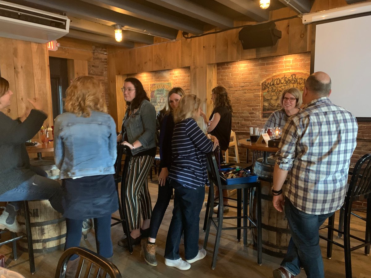 🅟🅐🅤🅛🅐 🅑🅞🅤🅡🅠🅤🅔📚✍️ tweet media