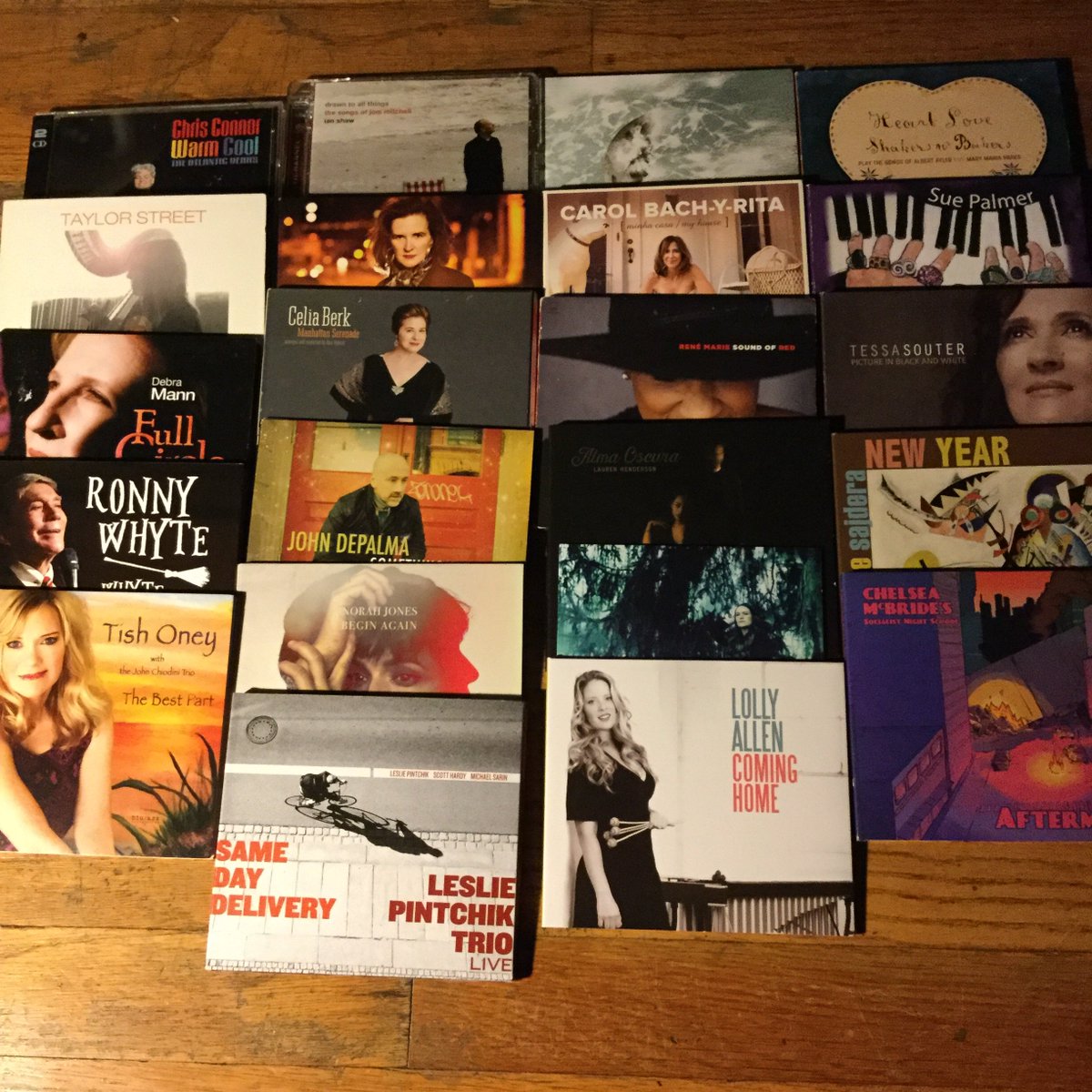 A_BroadSpectrum's tweet photo. Today's broadcast 3-7pm EST- New releases 
@LollyAllen @realTKBlue @NorahJones  
@lisabsingerpoet #JeffGoldblum w/ bday shout outs to #ChrisConner #jonimitchell #ReneMarie @GregoryPorter
 @AnneSajdera @celiaberkmusic @sarahjerrom  
@pbjazzmusician &amp; more @wfdu891 HD2 #womeninjazz https://t.co/L8TRC9oPDa