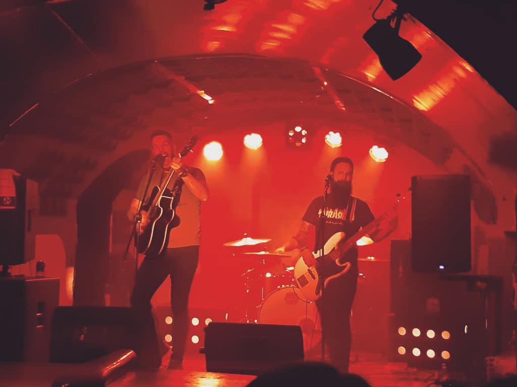 Tree_HouseBand's tweet photo. Anoche lo pasamos genial junto a @thebluebellband.
Quisiéramos dar las gracias a Héctor y a Víctor de @elperroclubmad y a Marta de @soundflights por la confianza en esta banda y por su profesionalidad, y a todos los asistentes en general.

Bienvenid@s a Tree House ;) https://t.co/DmO8BVLGYK