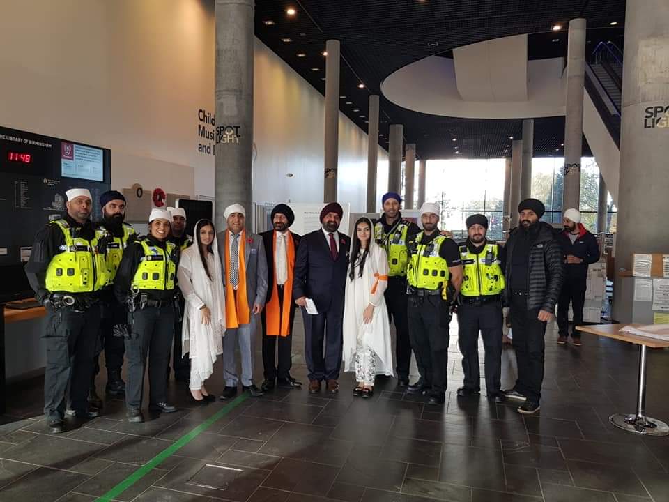 wmp_sikh's tweet photo. Wmpsa at the Nanak Rhapsody event at Birmingham central library #globalsikhvision #musicians #550thanniversay https://t.co/r8L8aUs9kA