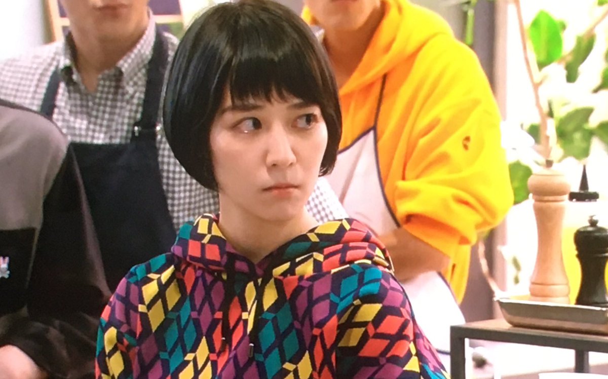 デア グランメゾン東京でパティシエの松井萌絵役を演じてる吉谷彩子さん ずっとどこかで見覚えがあったのだが A B C Zの 花言葉pvでトッツーの婚約者役演ってた方よね さらにビズリーチや 雰囲気全然違くて気づかなかった かわいい グラン