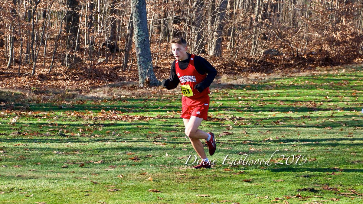 deastwood23's tweet image. #TMLT THSXC~Boys Central Ma.  @TyngsboroXC  #whatmakesusrunfast