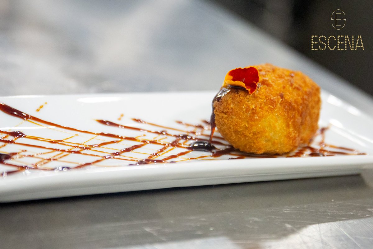 Domingo de votaciones en <a href="/EscenaValencia/">Escena Valencia</a> #Elecciones10N

¿Con que croqueta te quedarías? 😍
✅ Pato Azulón
✅ Cordero
✅ Toro
✅ Jamón
✅ Mejor pon una de cada, estoy indecis@ 🤔

¡Si quieres salir de dudas, ven a probarlas 🤤🤤!