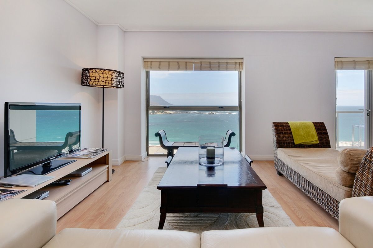 Escape the busy city life and relax at this #Clifton #apartment. Located in a secure block with amazing views.
https://buff.ly/32axPT3
#DunmoreApartment #travel #holiday #vacation #rental #getaway #accommodation #capetown #staywithnox #beach #sea #ocean #sunset #friends #family