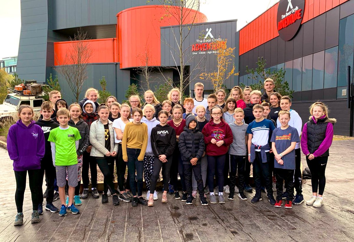 DerbyExcelPerf's tweet photo. Fun morning team building 💛🖤@theBGAdventure @thenec Birmingham. Great to see so many #TeamDX having fun on the zip wire, high ropes & assault course. BIG Thanks #DXcaptains @JacobWhittle11 @mia_slevin @LeanneWhittle1 for organising👍🏼 https://t.co/7hD7SDHRS7