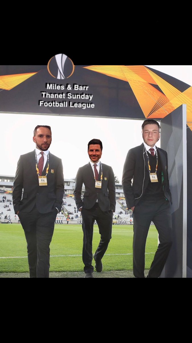 SLT_FC's tweet photo. The squad are making their way to the home pitch which means it’s...

GAME DAY!

Big chance to go top! Let’s get the win!!

🏟 - @DaneCourtGS 
⏰ - 11:05am
🆚 - @FcSoutheastern 

#gameday #battleofthetaverns #keptourkeeper #upthetav #sltfc #bleedorange 🔥🧡 #RemembranceSunday https://t.co/E4RW6CQKBh