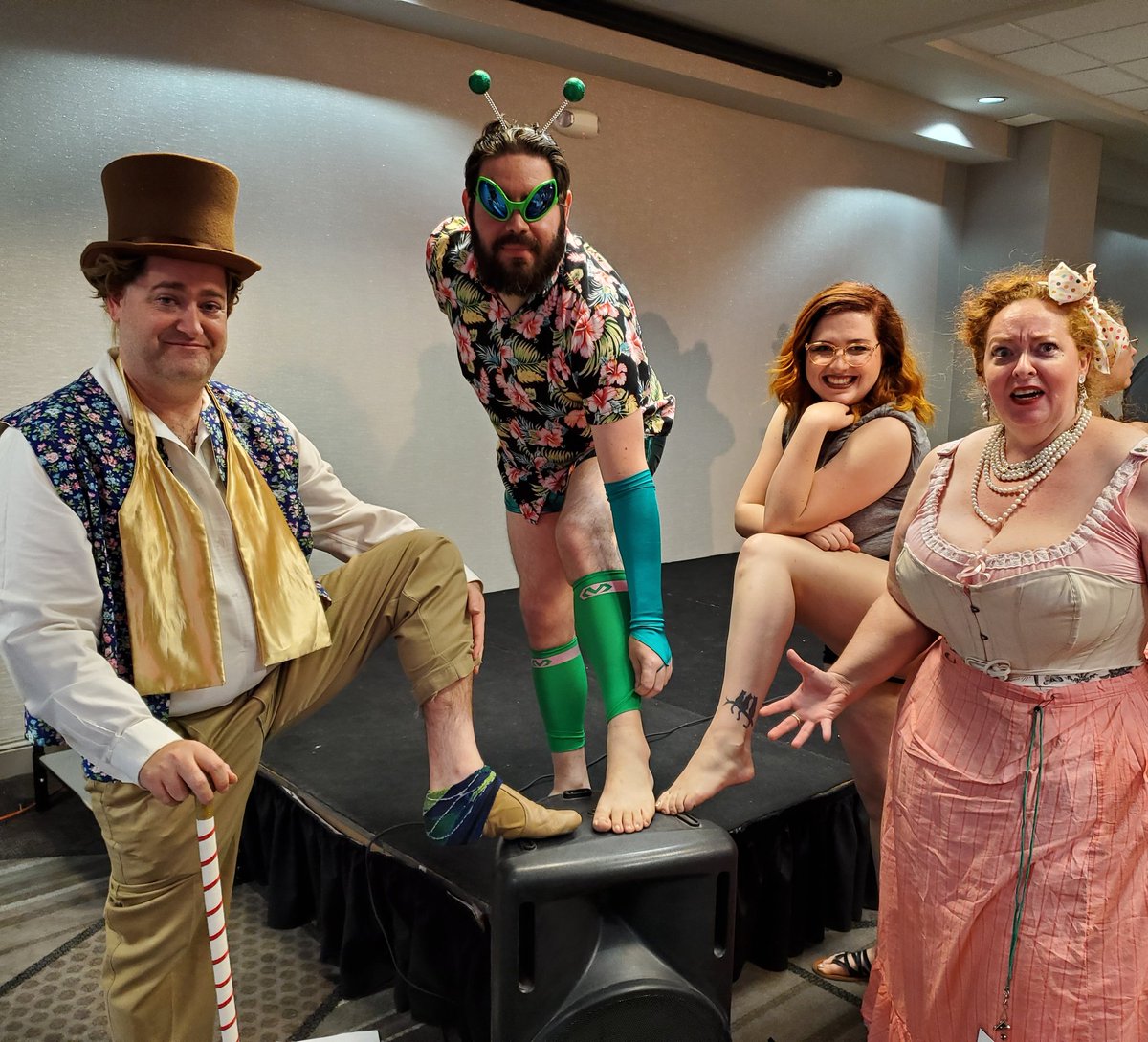 MadameAskew's tweet photo. Thank you, @burlescapades, for ALL the ankles tonight. 

#tuscon46 #burlesque  #EmbracetheScandal #AnklesAndCorsetsOhMy https://t.co/P0JNefKFAT