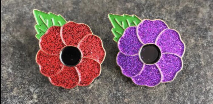 rwrecruitment's tweet photo. Remembering the heroes, both human and animal. #RemembranceDay #RemembranceSunday #LestWeForget #ThoseWhoFought #ThoseStillFighting #Poppies https://t.co/vgAFmldGz2