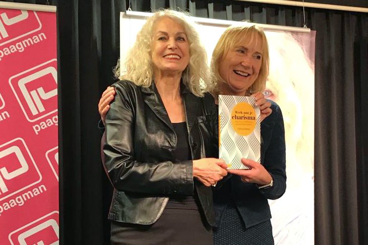 Het was een geslaagde lancering van 'Werk aan je charisma', met plezier kijk ik er op terug. Dankjewel @MargaMiltenburg <a href="/InaBoer/">Ina Boer</a> <a href="/paagman/">PAAGMAN</a> en enthousiaste aanwezigen!
