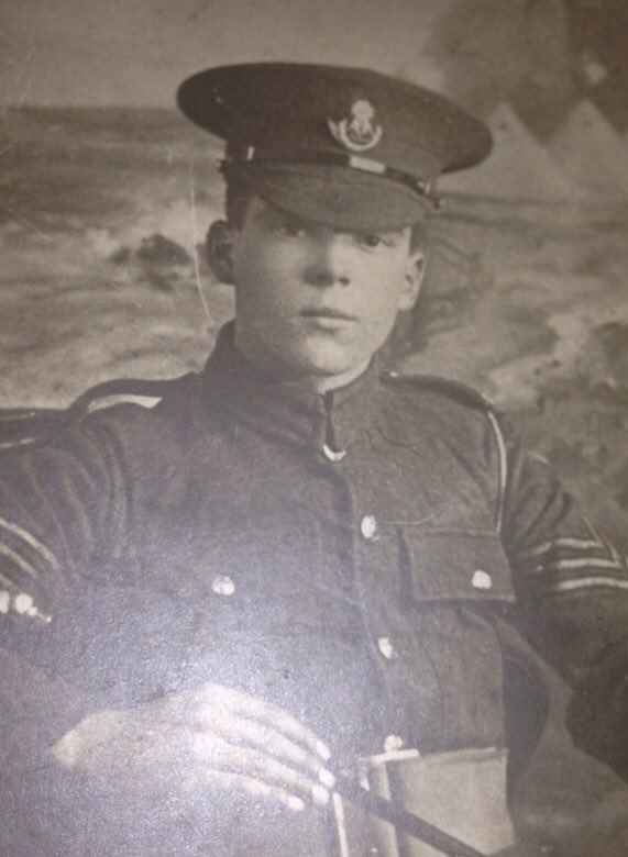 CllrAngela's tweet image. Thomas Albert Powis, my Great Uncle #KSLI #WW1 #WeWillRememberThem 

Such an emotive &amp;amp; moving account by @BBCShropshire of letters to my Great Uncle Tom on the frontline ❤️

 facebook.com/140262795669/p…