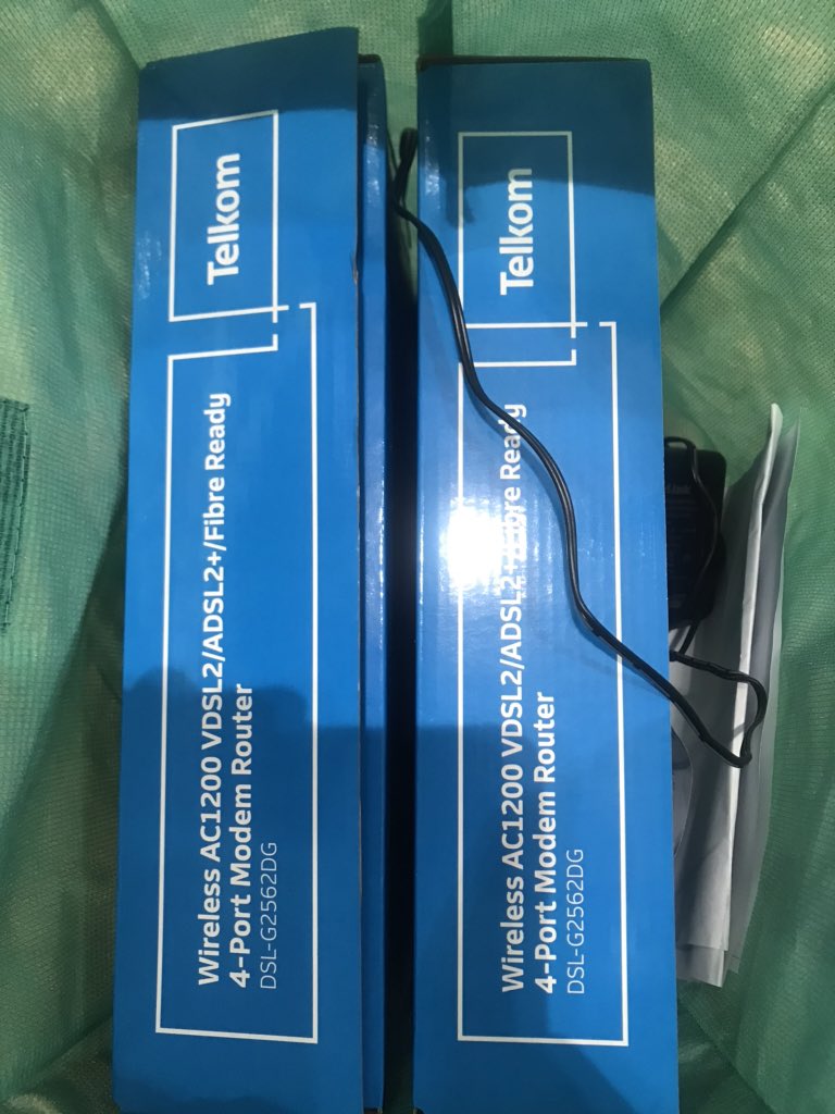 ShireenJ74's tweet photo. @TelkomZA what the fux is wrong with your devices, bought my third one in one month and I’m told it’s my problem every time! @siphomaseko https://t.co/XYGOjUvXbO
