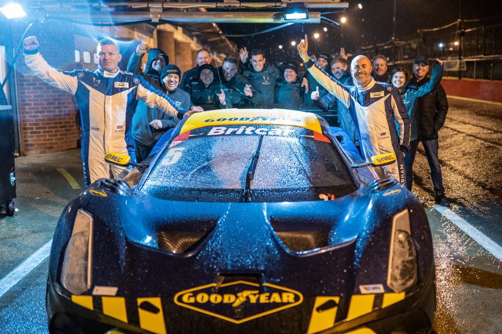 brabsracer's tweet photo. Awesome night last night, first race for the #BrabhamBT62, pole, win and fastest lap. A Brabham winning in a Brabham at @Brands_Hatch. #DreamsComeTrue @BrabhamMotorsp1 @brabhamauto #Racecar #historyinthemaking #WillPowell https://t.co/M3hqdtuuoB